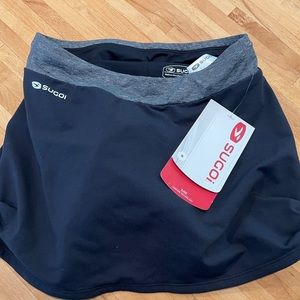 NWT Sugoi Bike Skort - Sz. S.  Inner padded shorts. Black